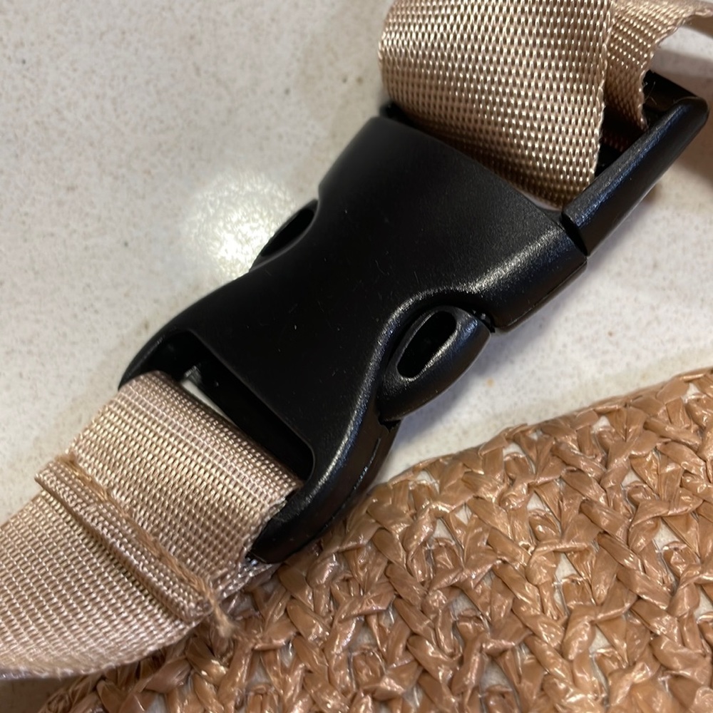 Wren Raffia Fanny Pack - Picture 6 of 7